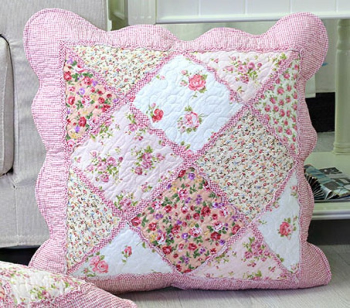 18_x18_Pink_Floral_Patchwork_Cushion_Cover