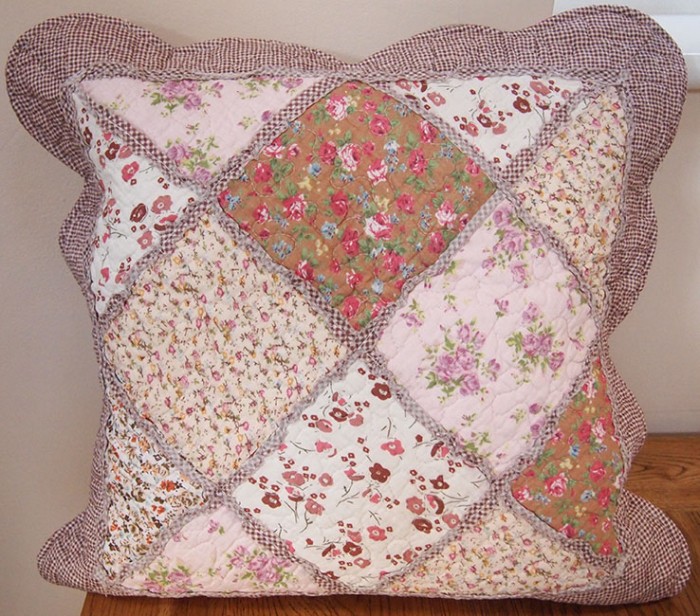 18_x_18_Red_Brown_Floral_Patchwork_Cushion_Cover