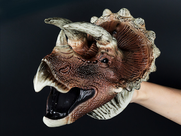 Triceratops_puppet